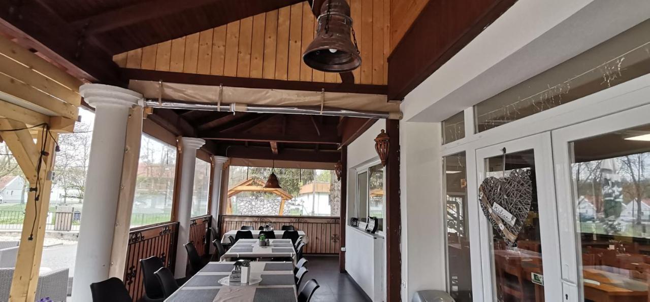 No Stress Panzio-Pizzeria-Sporttabor Bed & Breakfast Harkany Ngoại thất bức ảnh